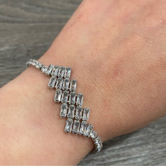 Silver crystal bracelet‎ New - Picture 1 of 3